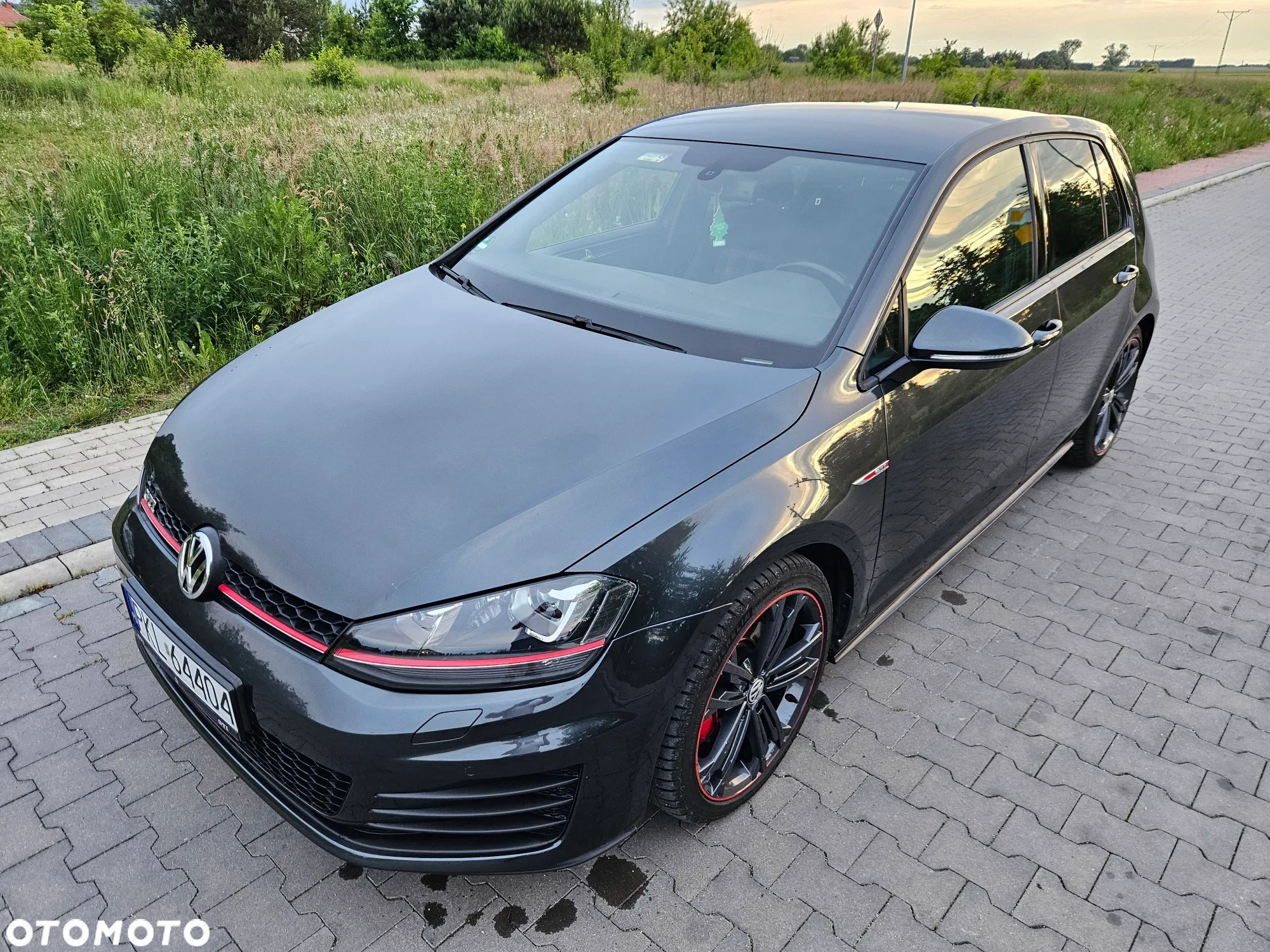 Volkswagen Golf VII 2.0 TSI BMT GTI - 11