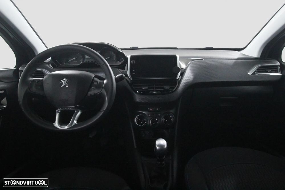 Peugeot 208 - 6