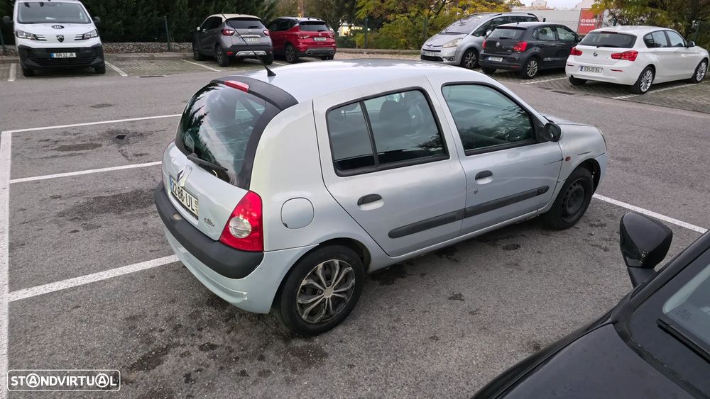 Renault Clio 1.2 Confort Authentique - 6