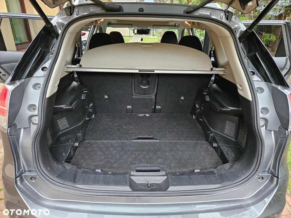 Nissan X-Trail 1.6 DCi Tekna 2WD EU6 - 23