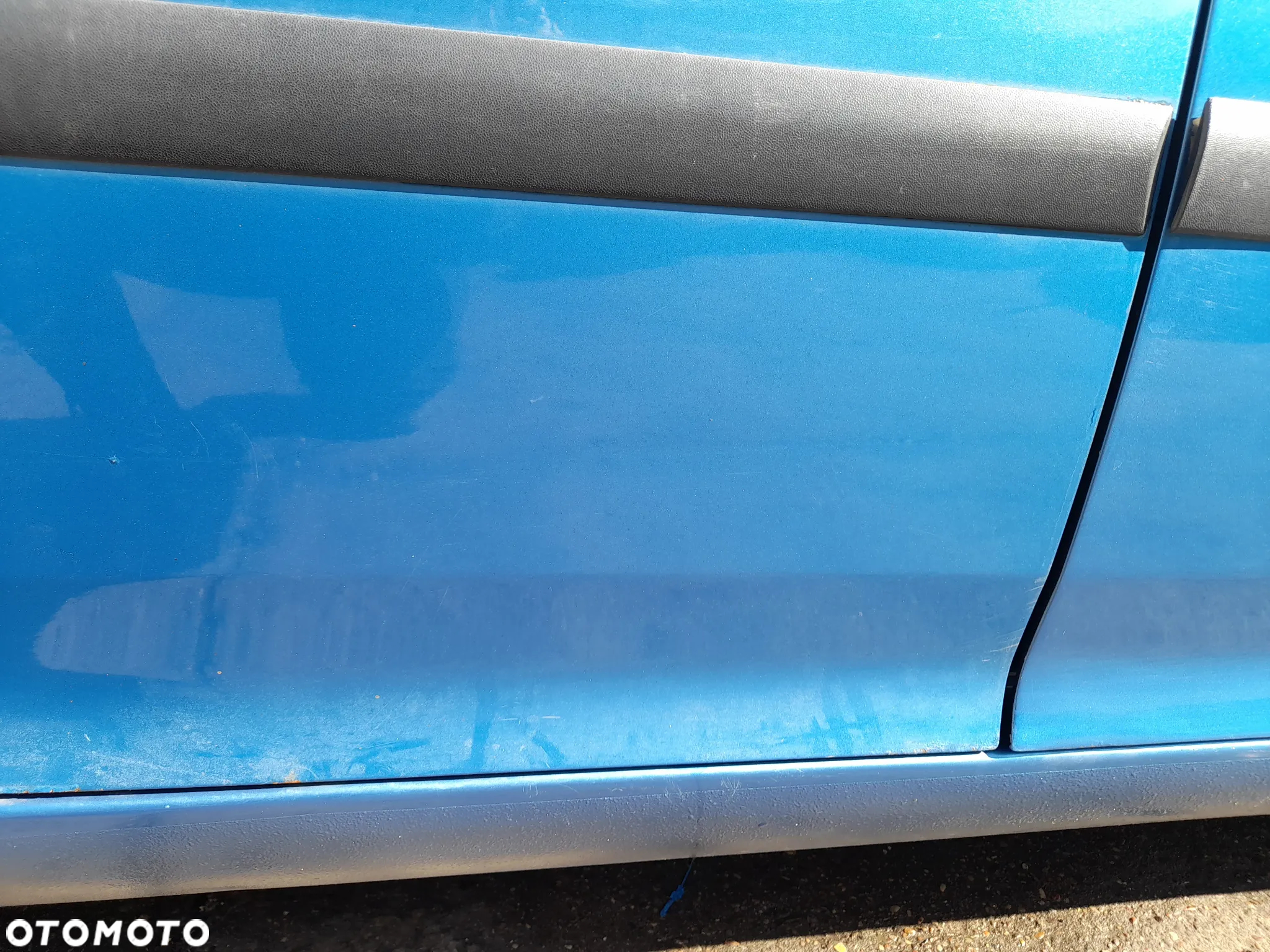 DRZWI PRAWY TYŁ PRAWE TYLNIE VW GOLF V - 7