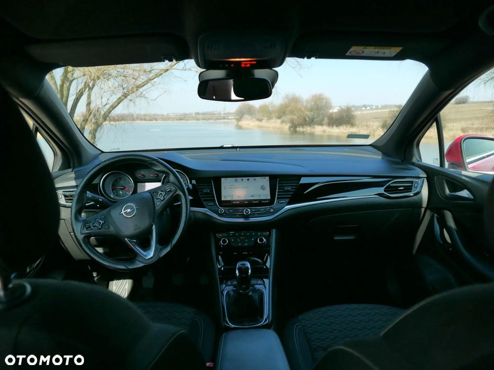 Opel Astra 1.4 T Elite - 5