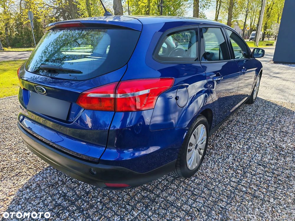 Ford Focus 1.5 TDCi Trend - 4