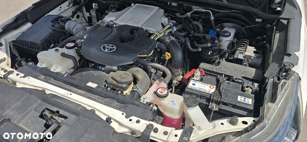 Toyota Hilux 4x4 Extra Cab Duty Comfort - 26