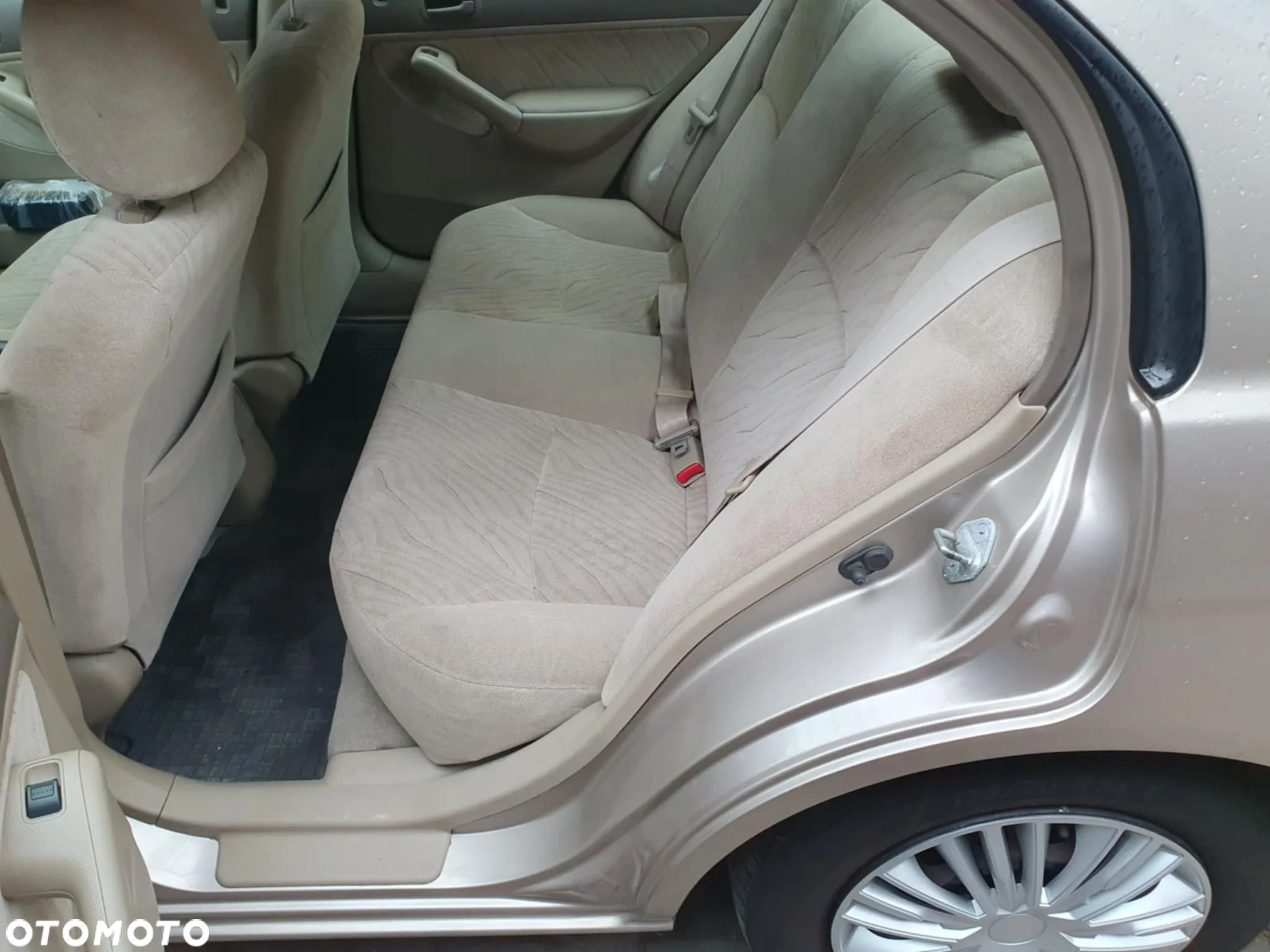 Honda Civic 1.6i LS - 11