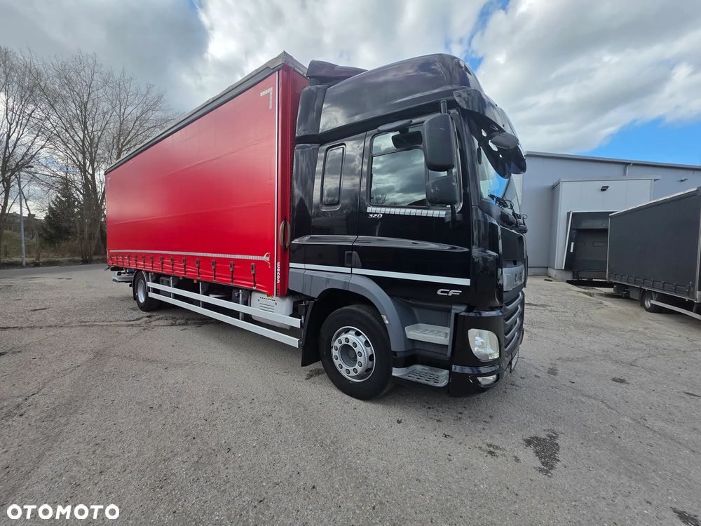 DAF CF - 1
