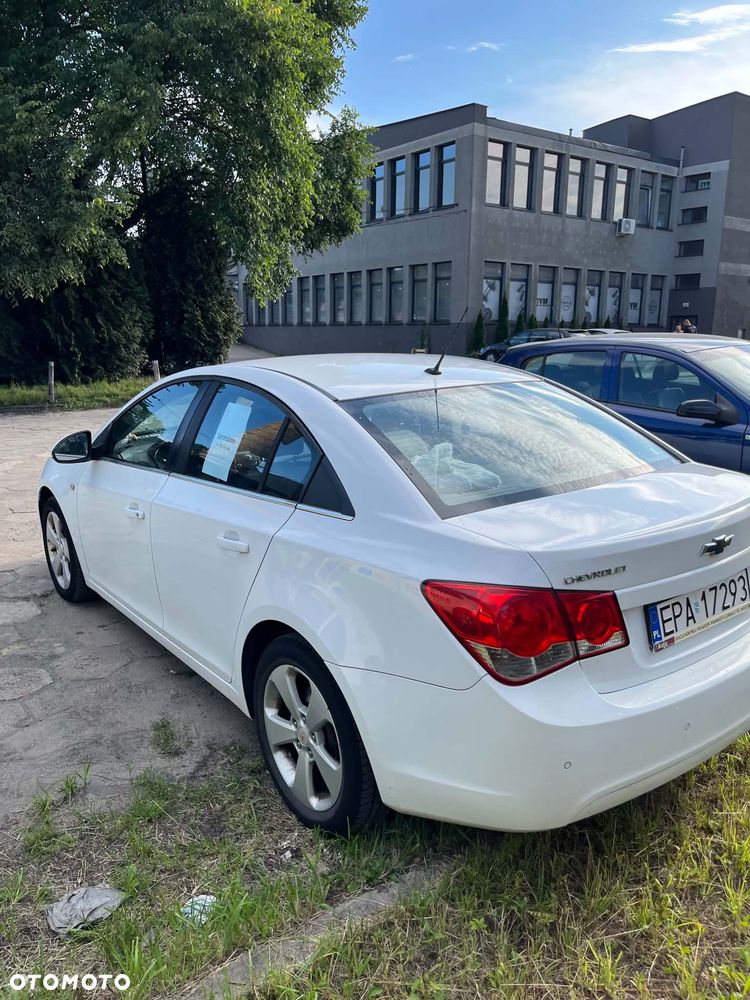 Chevrolet Cruze - 3
