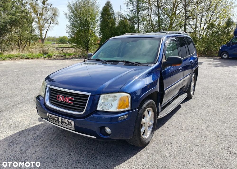 GMC Envoy - 1