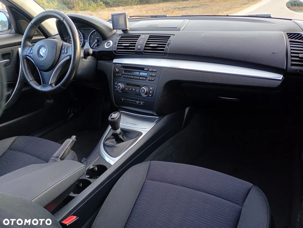 BMW Seria 1 - 27