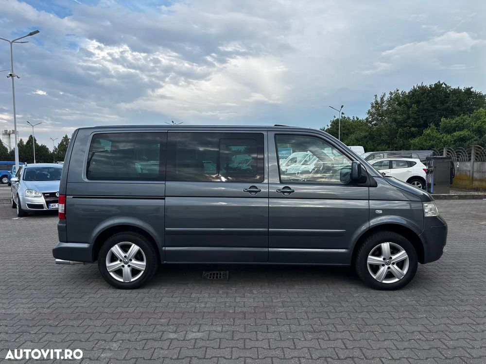 Volkswagen Multivan - 24