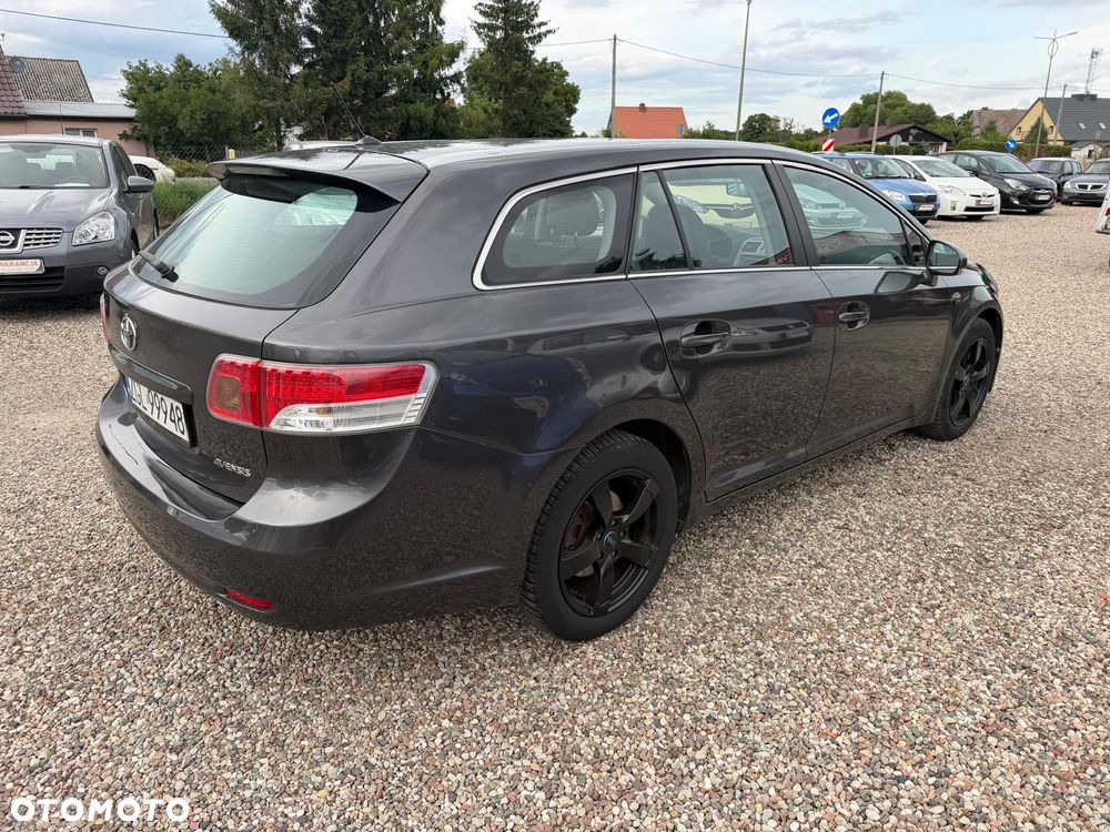 Toyota Avensis 2.2 D-4D Automatik Comfort - 3