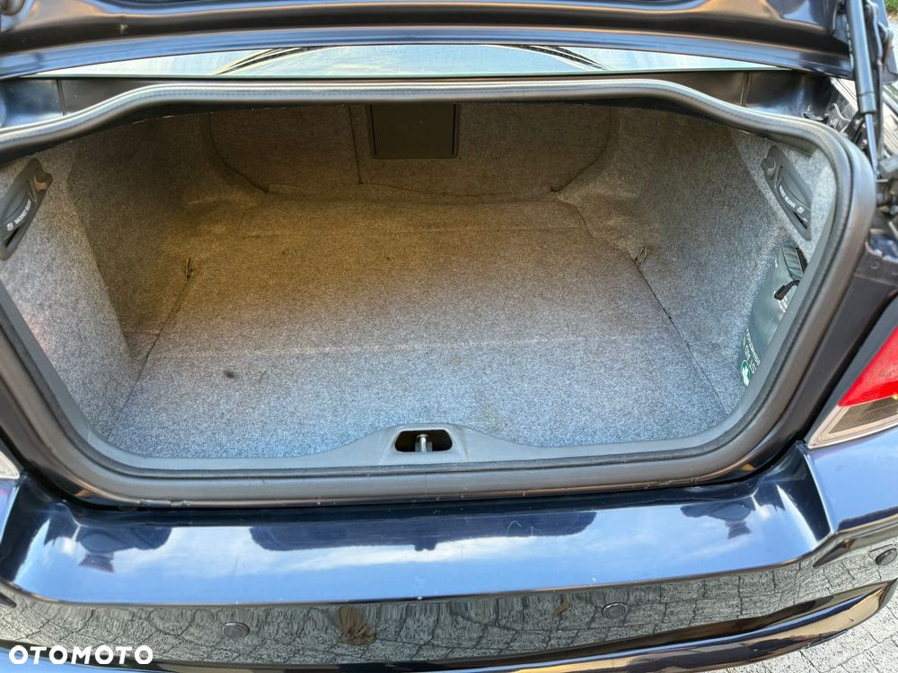 Volvo S60 2.5 R AWD - 33