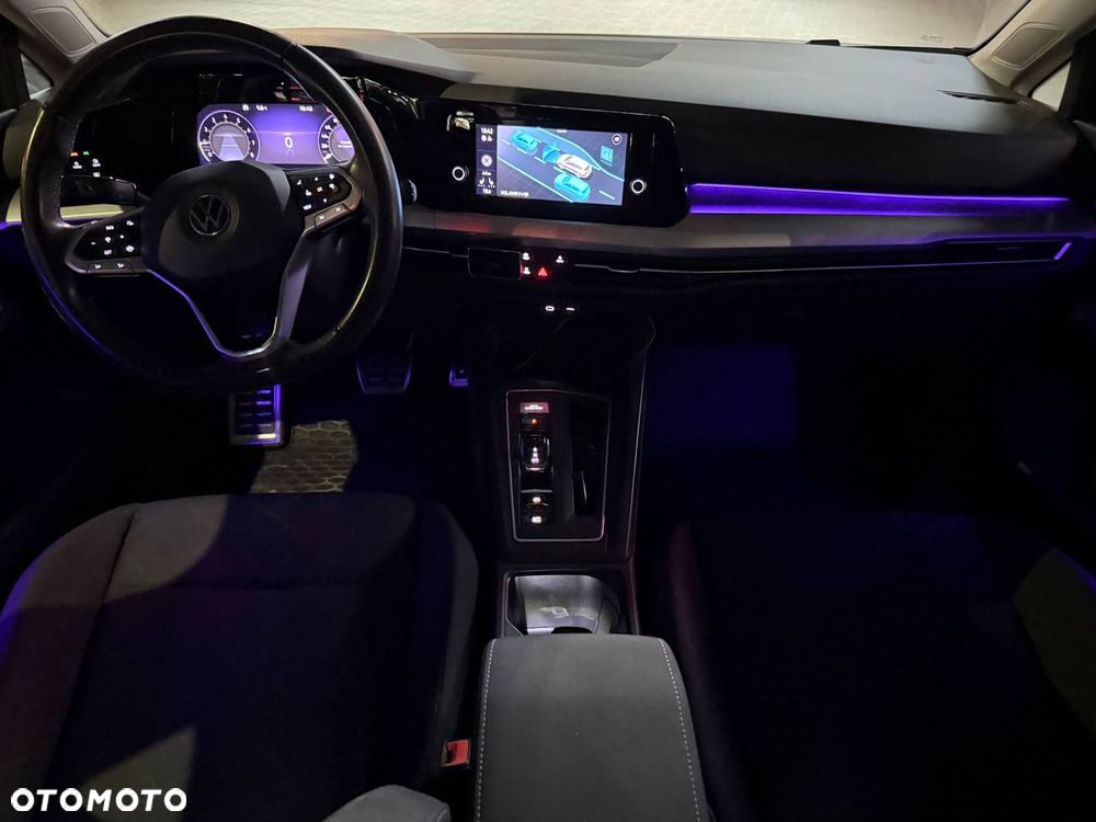 Volkswagen Golf - 9