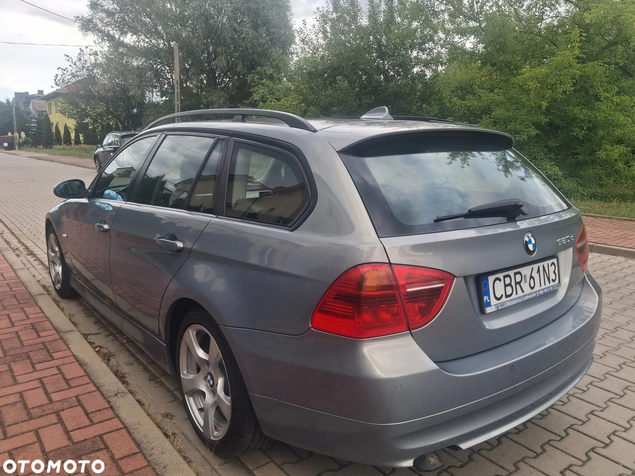 BMW Seria 3 320d DPF Touring Edition Fleet - 2