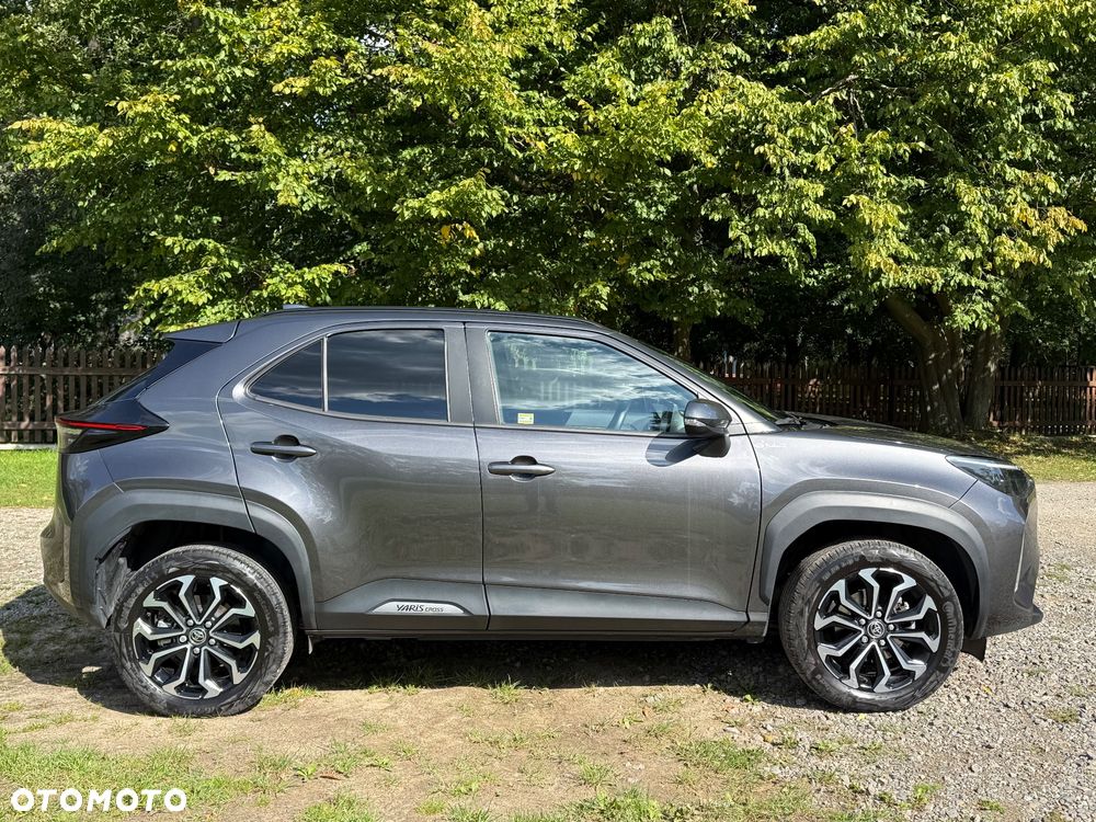 Toyota Yaris Cross Hybrid 1.5 Style AWD - 4