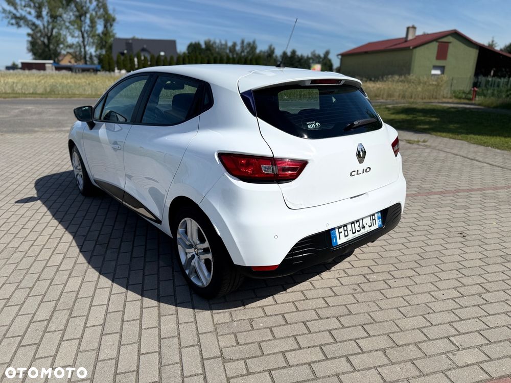 Renault Clio dCi 75 Expression - 4
