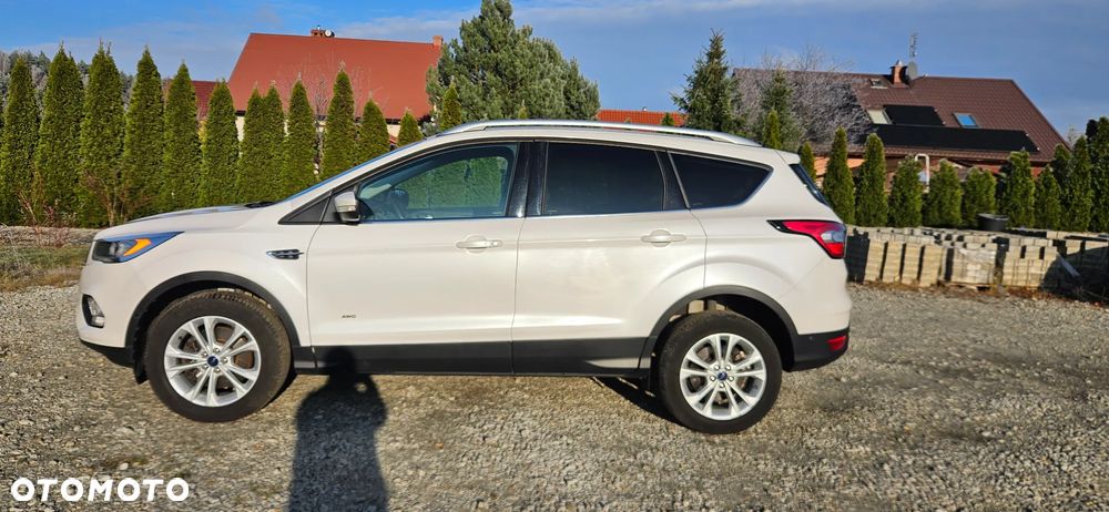 Ford Kuga 2.0 TDCi 4x4 Titanium - 11