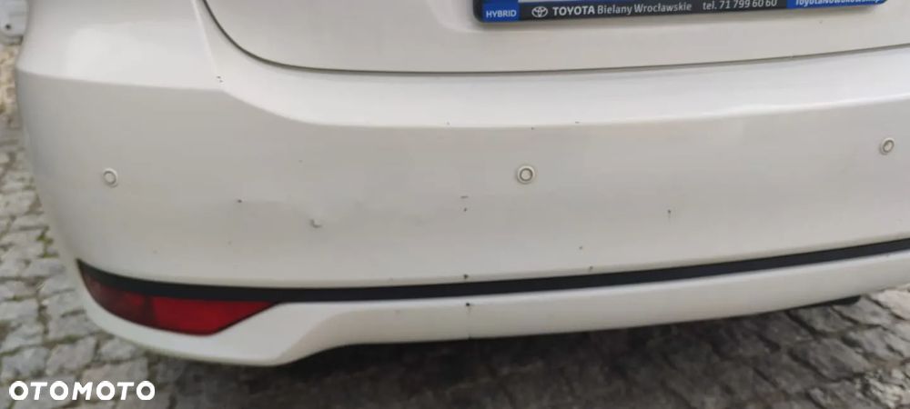 Toyota Avensis 2.0 D-4D Active - 9