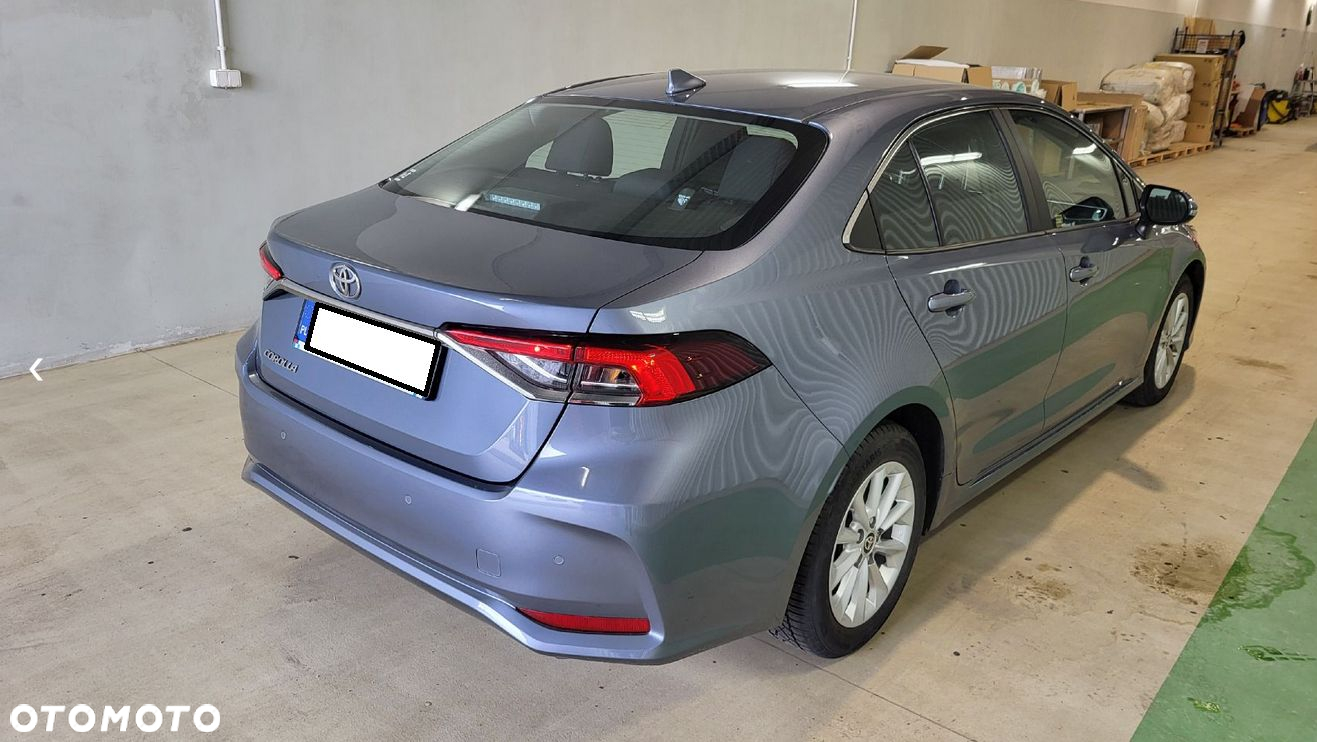 Toyota Corolla - 3
