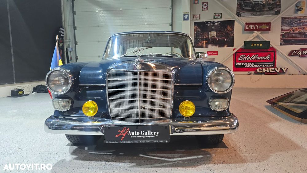 Mercedes-Benz W110/W111 - 8