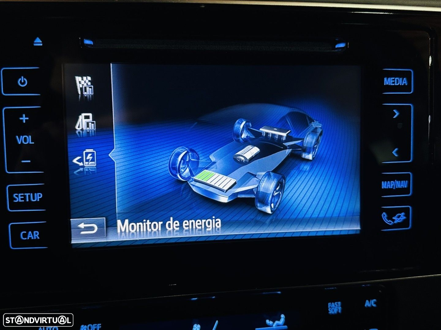 Toyota Auris Touring Sports 1.8 HSD Comfort +P.Sport+Navi - 15