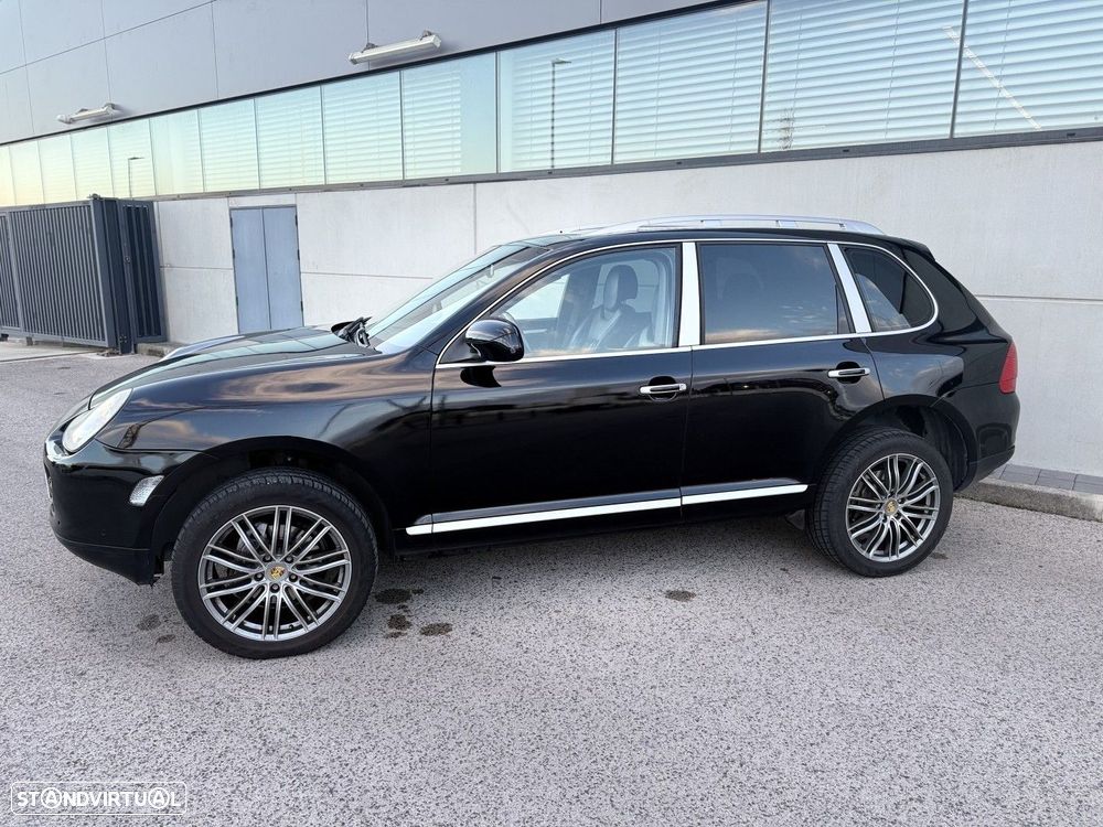 Porsche Cayenne - 5