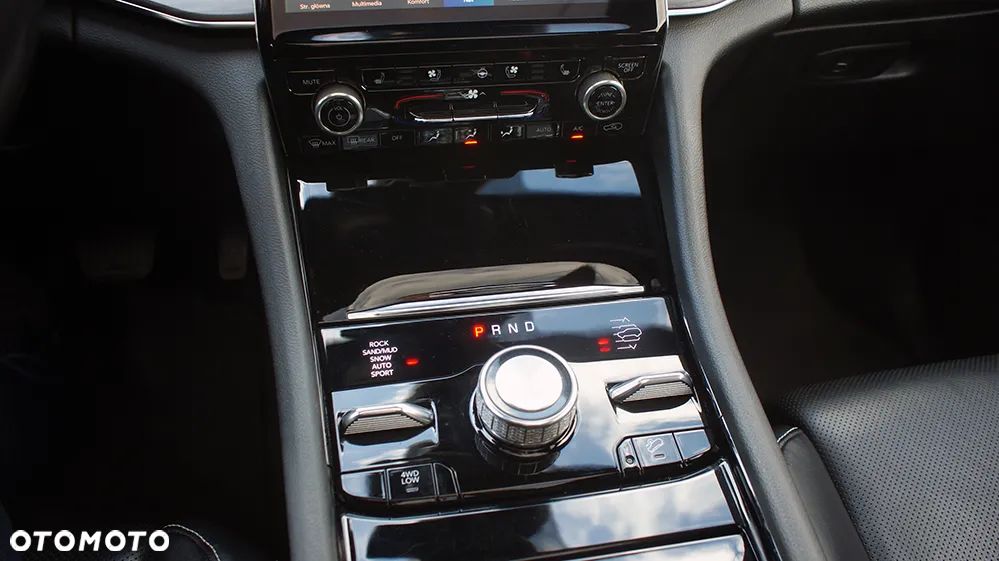 Jeep Grand Cherokee 3.6 V6 Overland - 11