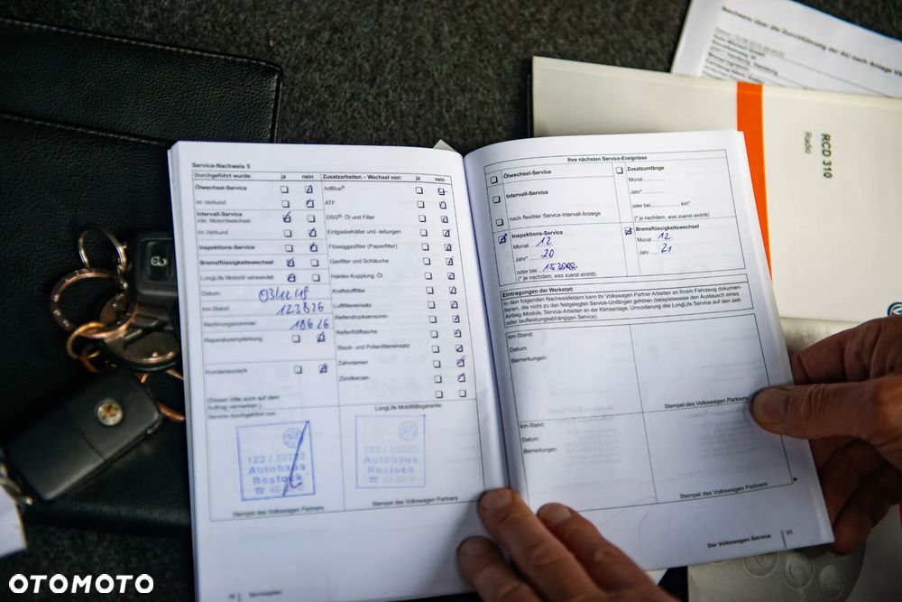 Volkswagen Golf 1.6 TDI BlueMotion Technology DSG Comfortline - 40