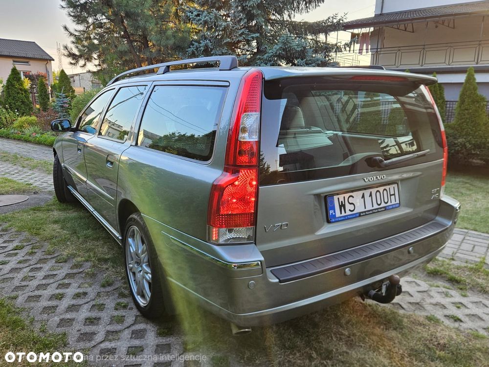 Volvo V70 2.5T AWD Summum - 5