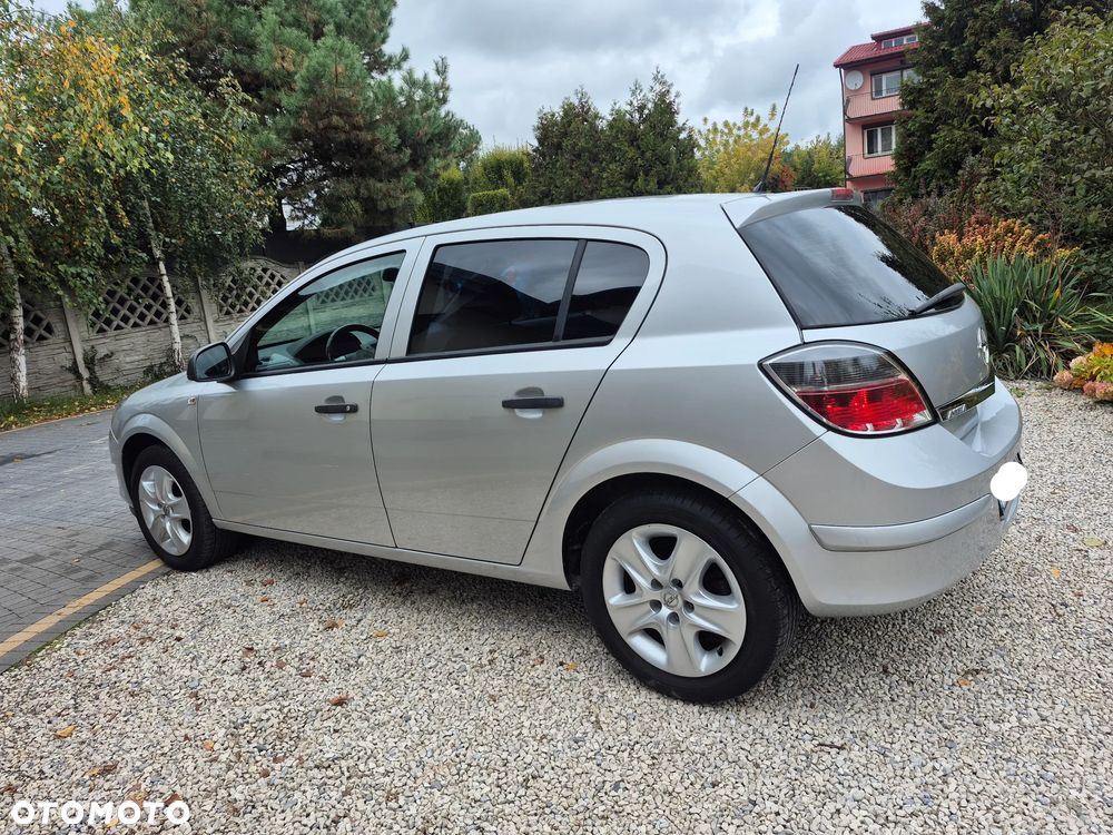 Opel Astra - 9
