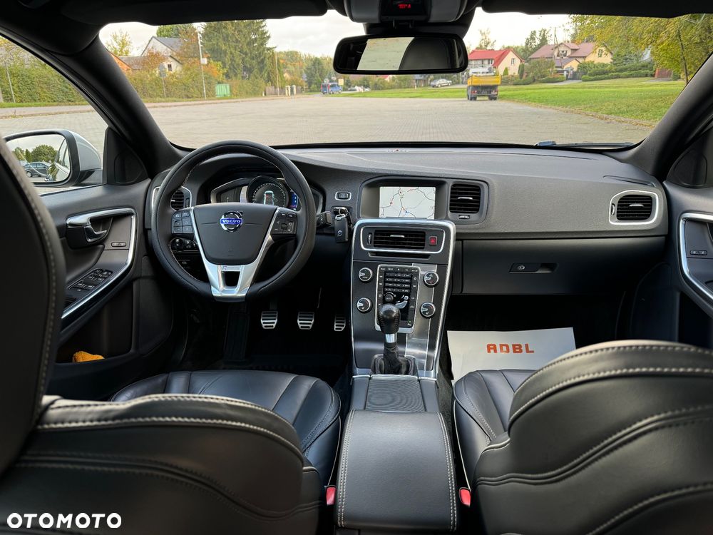 Volvo S60 D3 Summum - 23