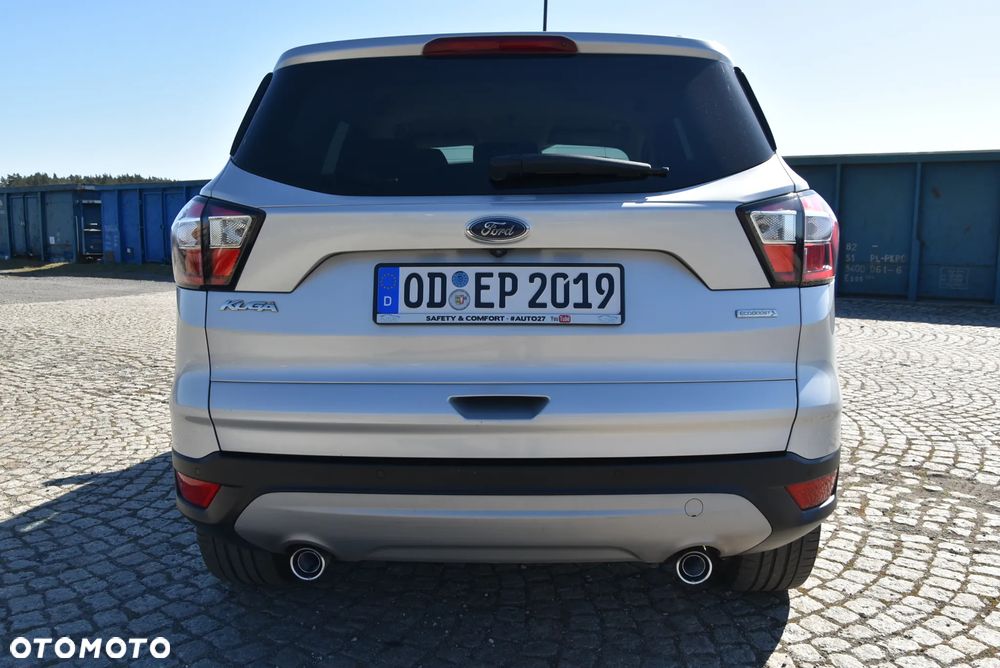 Ford Kuga 1.5 EcoBoost 4x4 Titanium - 33