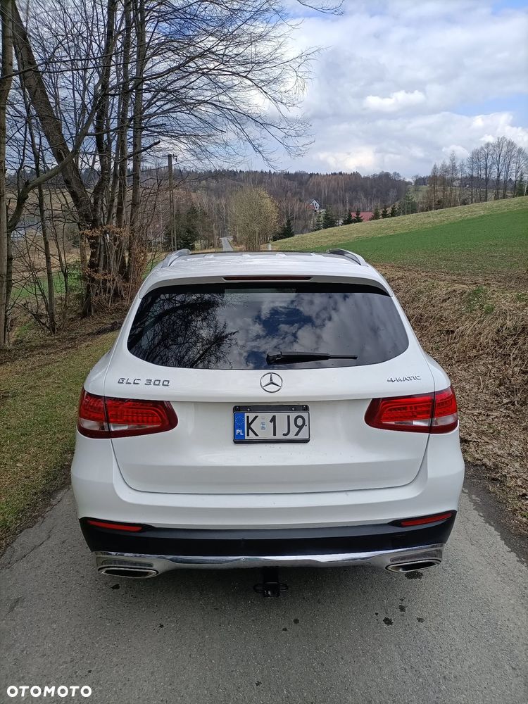 Mercedes-Benz GLC 300 4Matic 9G-TRONIC - 6