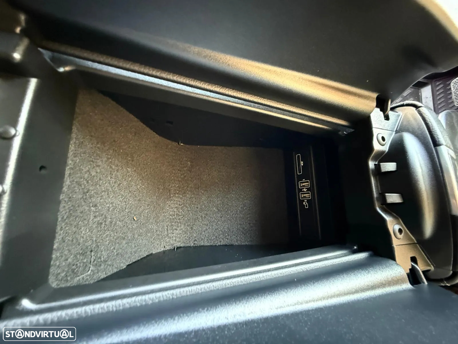 Mercedes-Benz E 200 d Exclusive Line - 21