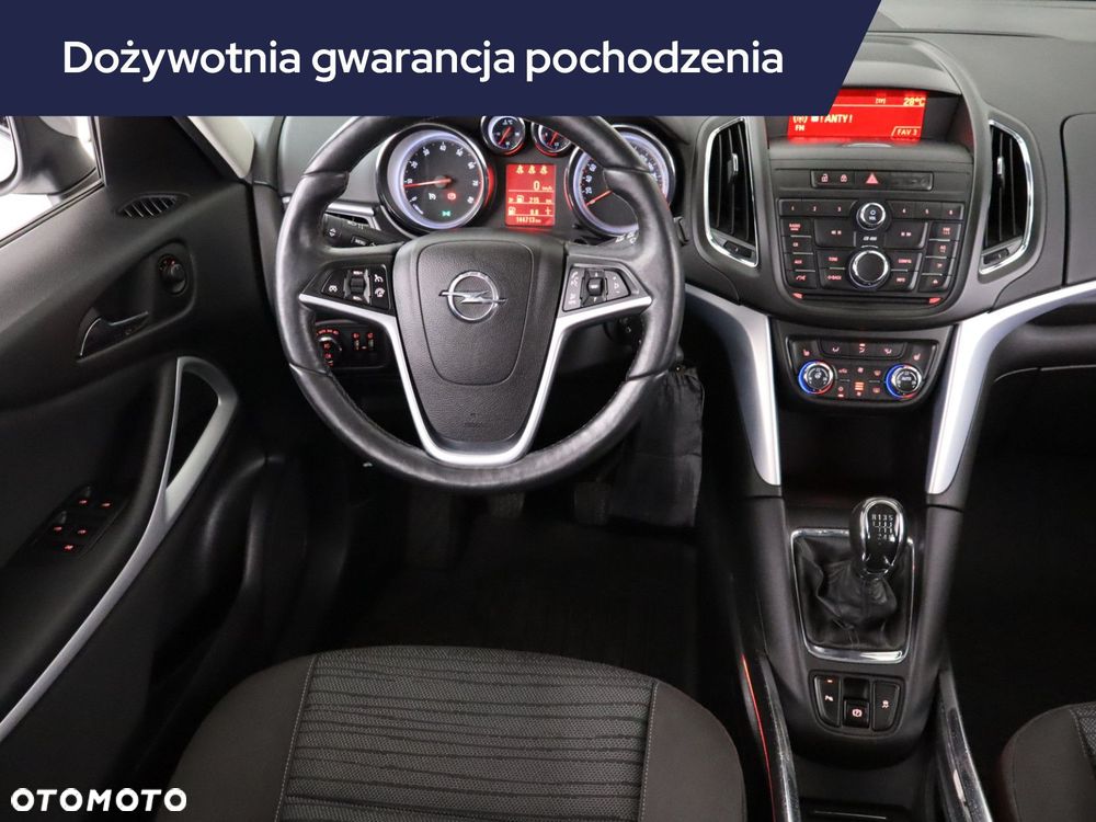Opel Zafira - 9