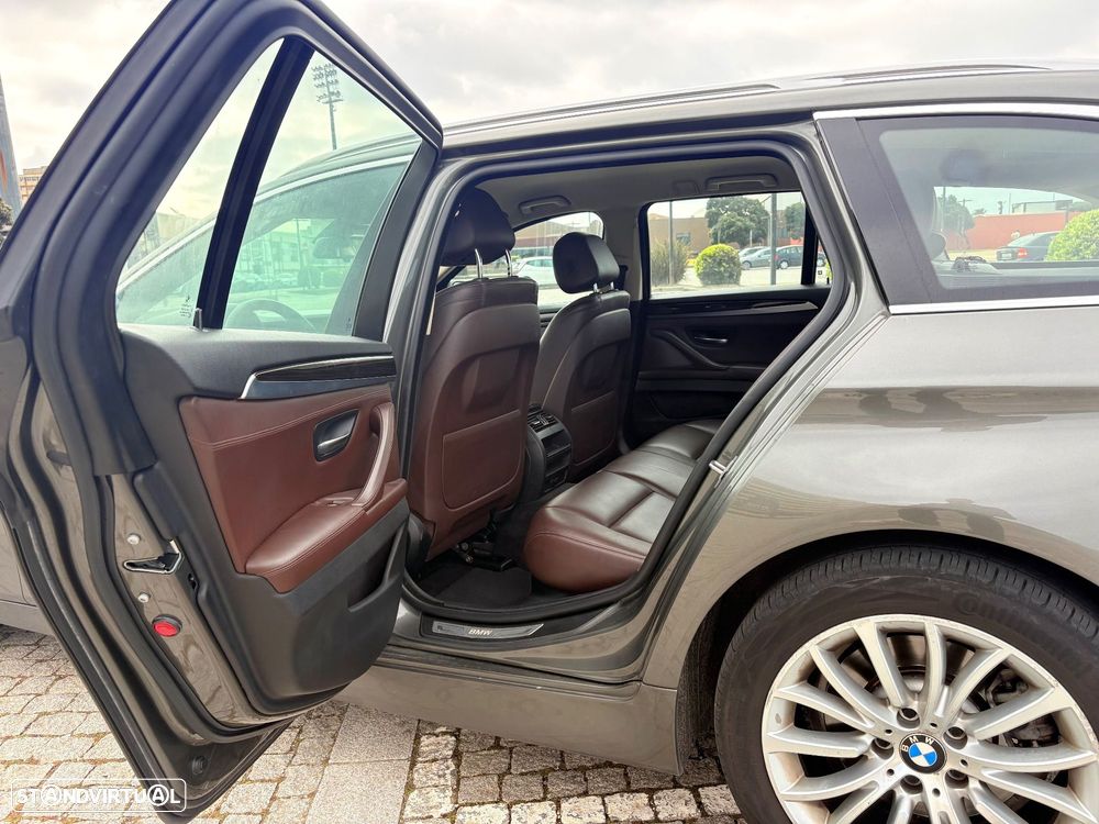 BMW 520 d xDrive Line Luxury Auto - 5