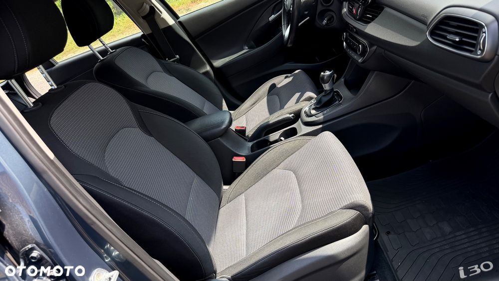 Hyundai i30 1.0 T-GDI Comfort DCT - 34