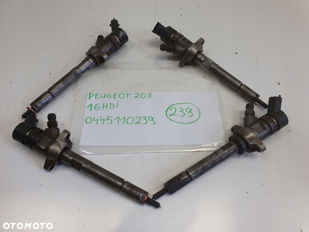 WTRYSKIWACZ Peugeot 207 1.6 HDI _ wtrysk 0445110239 - 2
