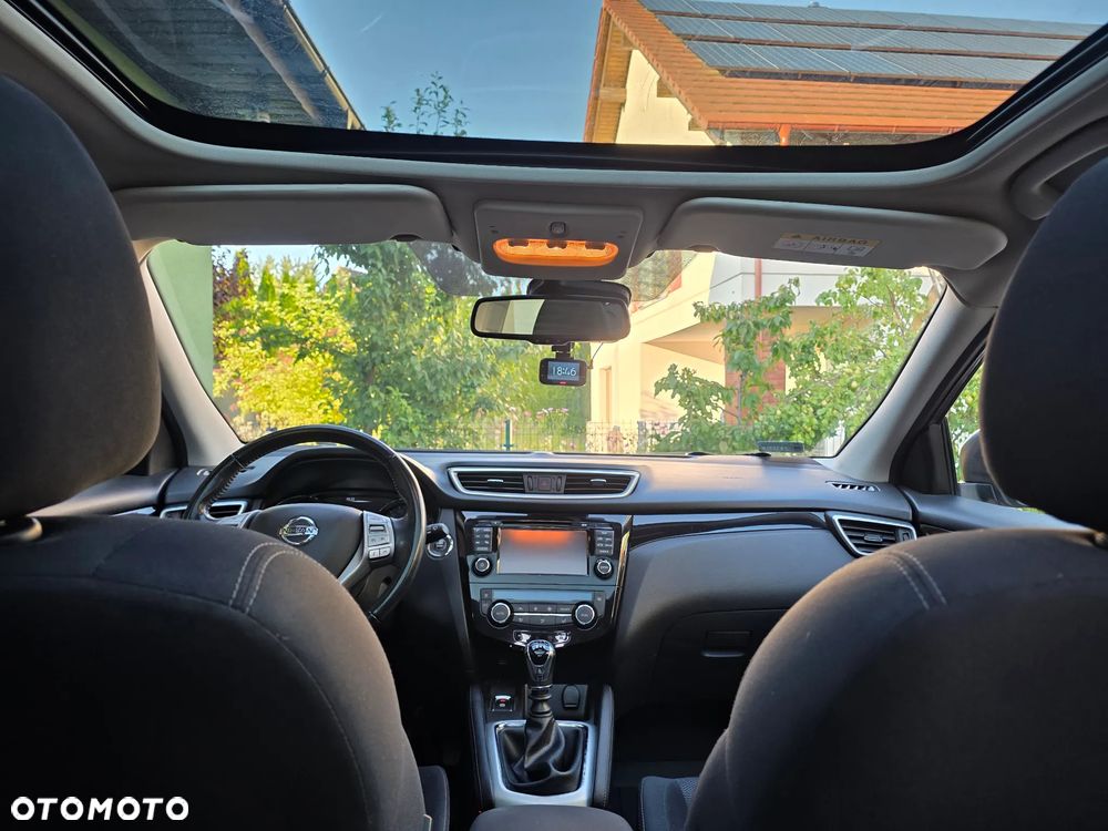 Nissan Qashqai 1.6 DIG-T N-Tec - 25