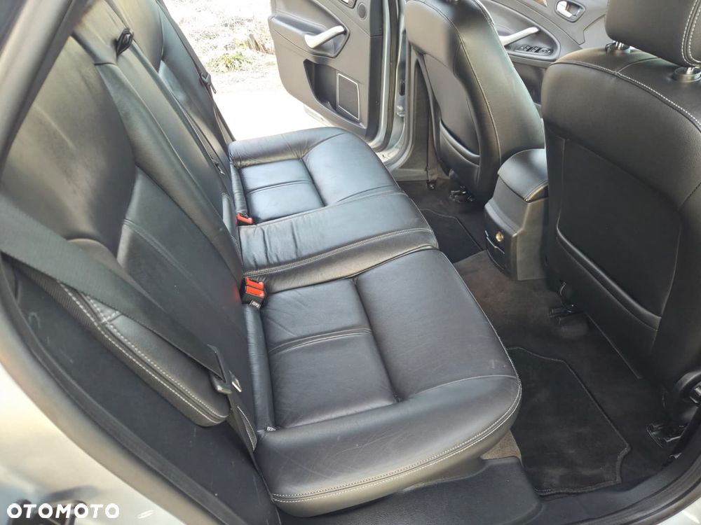 Ford Mondeo 1.8 TDCi Ghia - 16