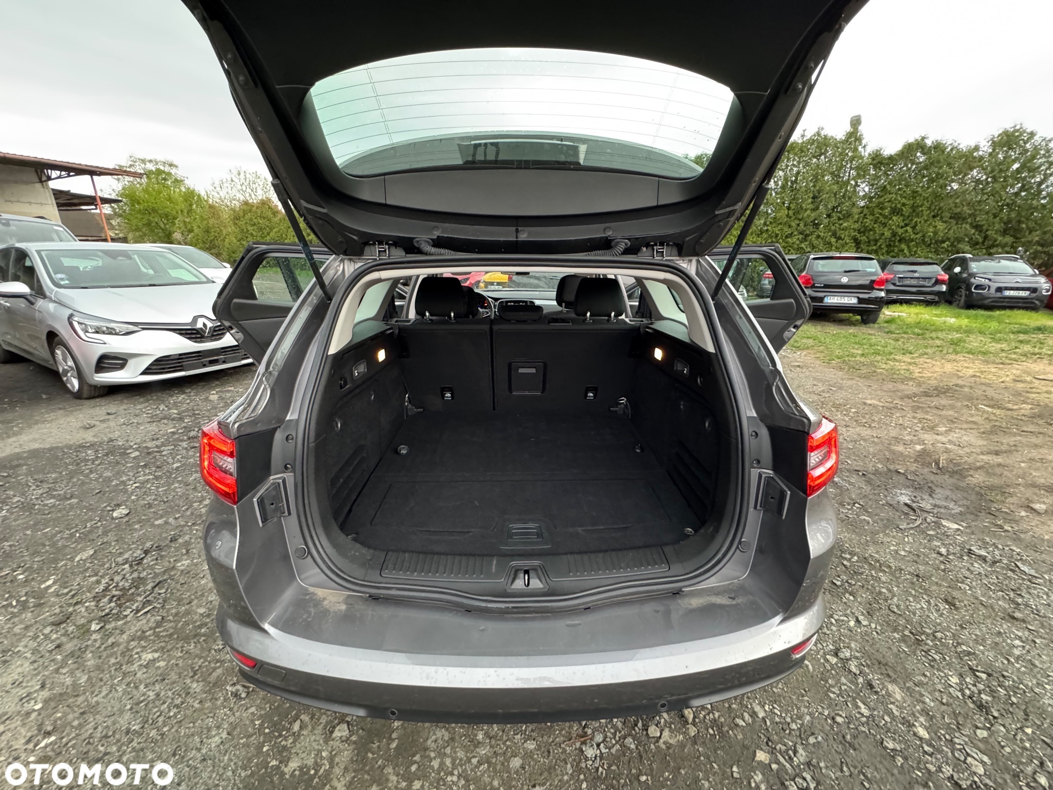 Renault Talisman Grandtour BLUE dCi 150 BUSINESS EDITION - 21