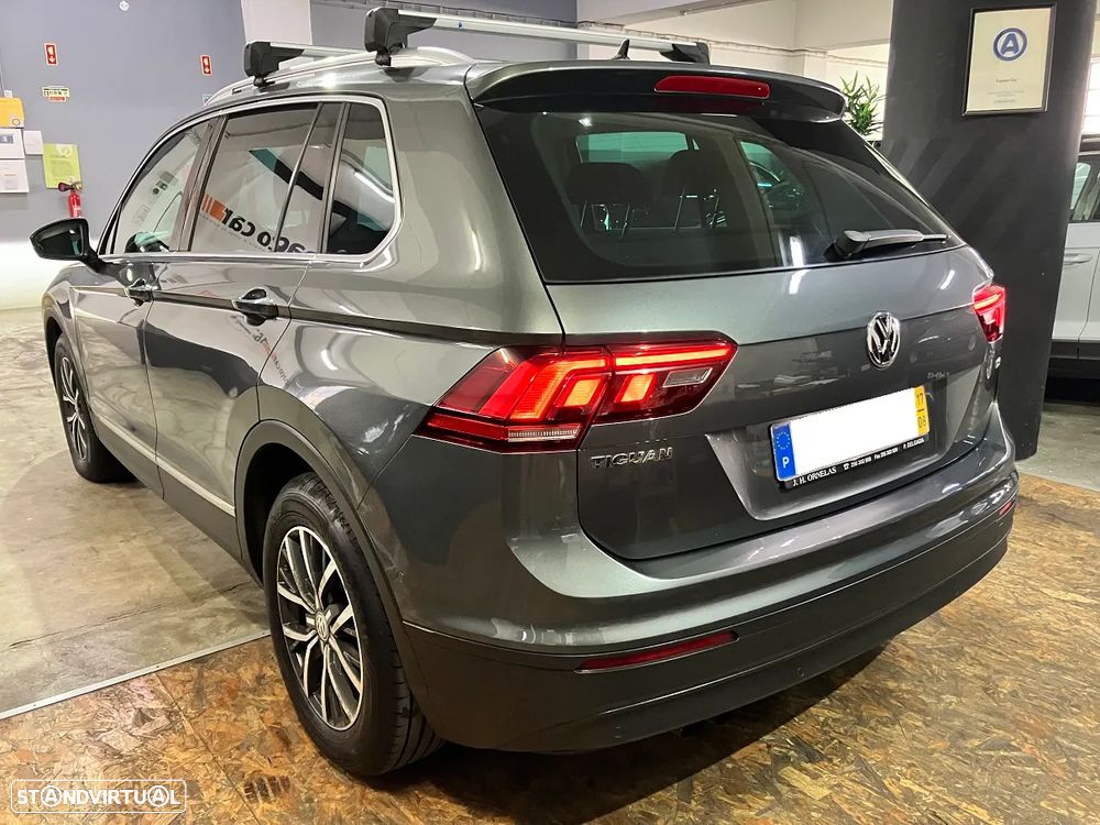 VW Tiguan 1.4 TSI Confortline - 12