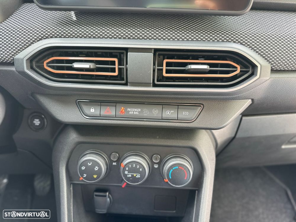 Dacia Sandero - 16