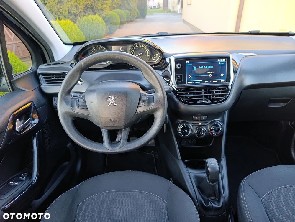 Peugeot 208 BlueHDi 100 Active - 9