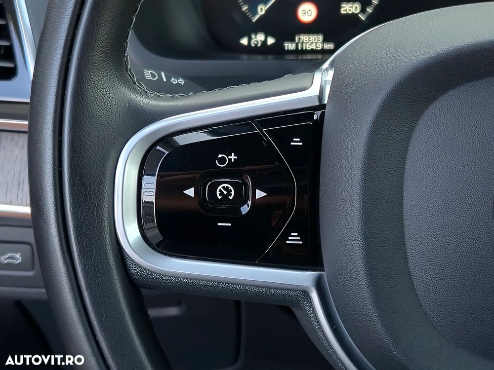 Volvo XC 90 B5 D AWD Geartronic Inscription - 34