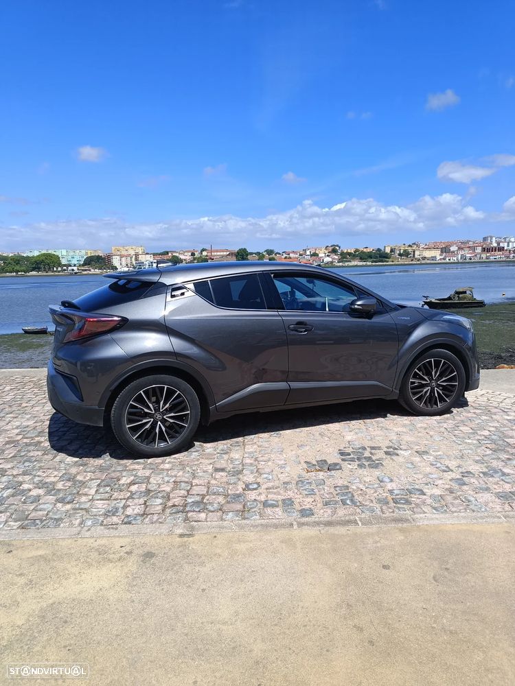 Toyota C-HR 1.8 HSD Exclusive+P.Luxury - 2