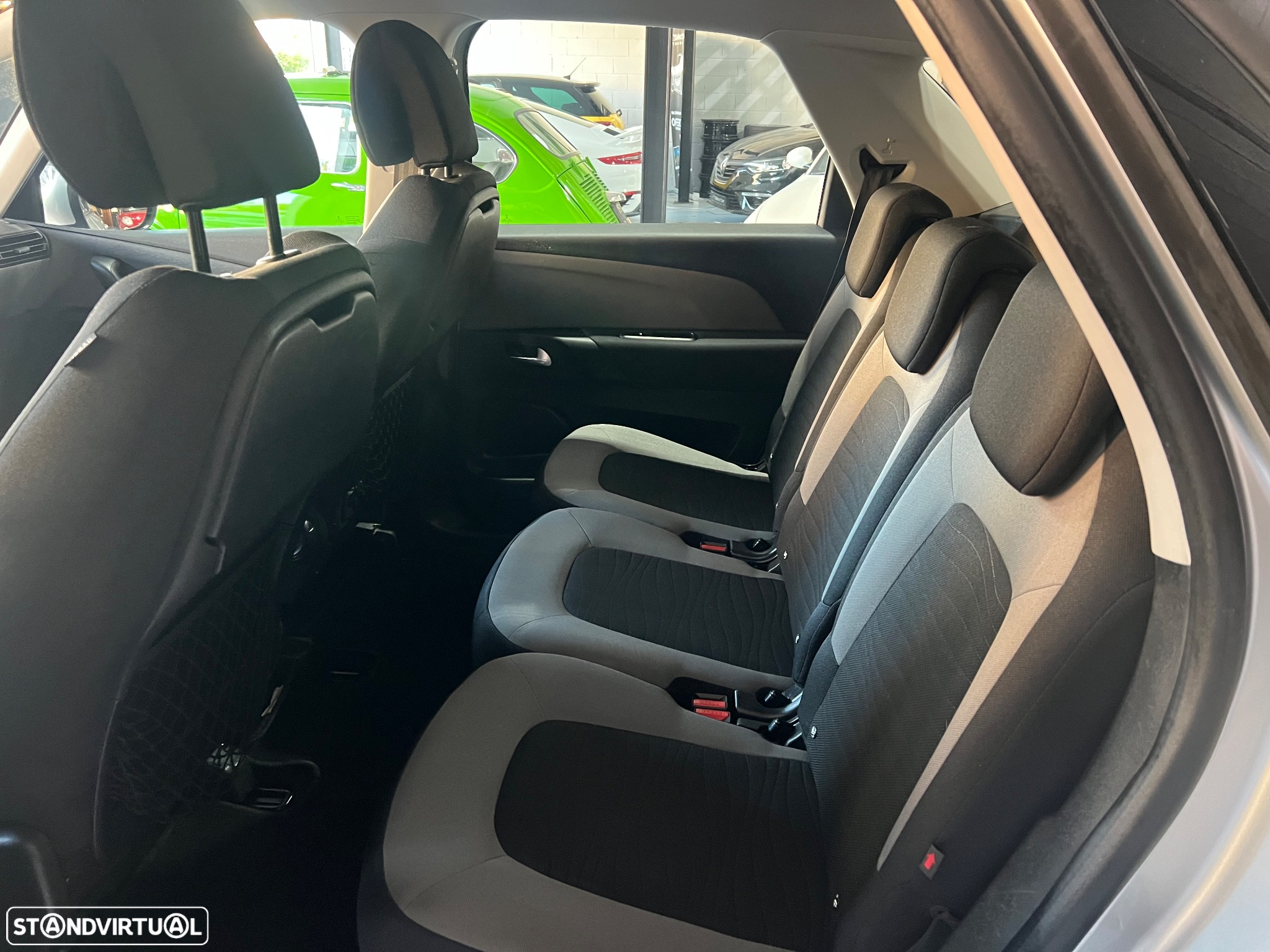Citroën C4 Picasso 1.6 BlueHDi Intensive EAT6 J17 - 13