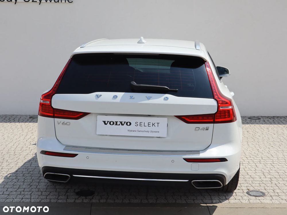 Volvo V60 D4 Inscription - 4
