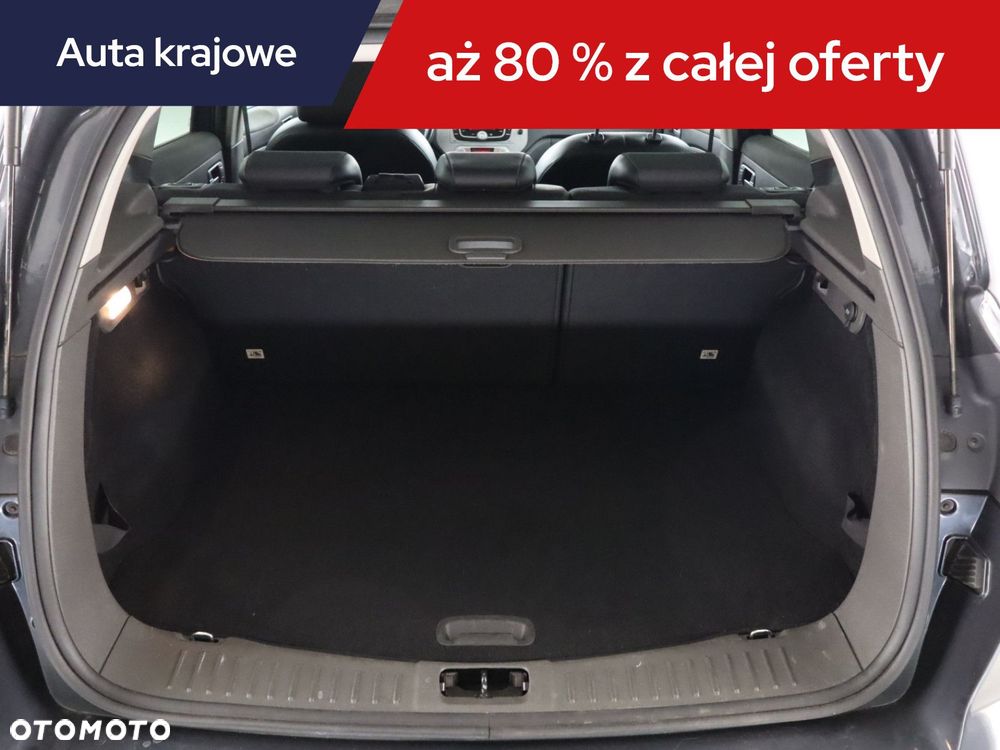 Ford Kuga - 16