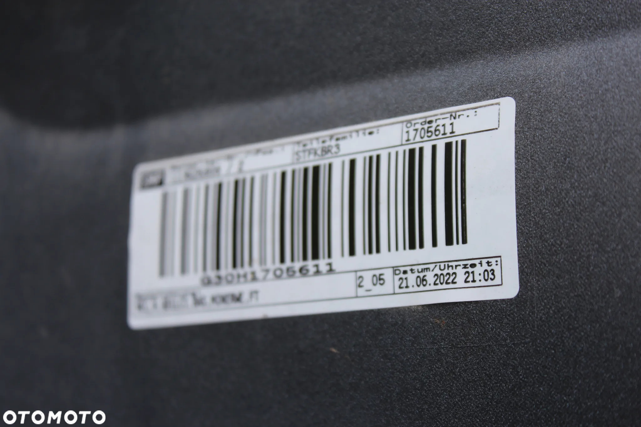TYLNY ZDERZAK 6 x PDC BMW G31 LCI MINERALWEISS A96 2022 - 18